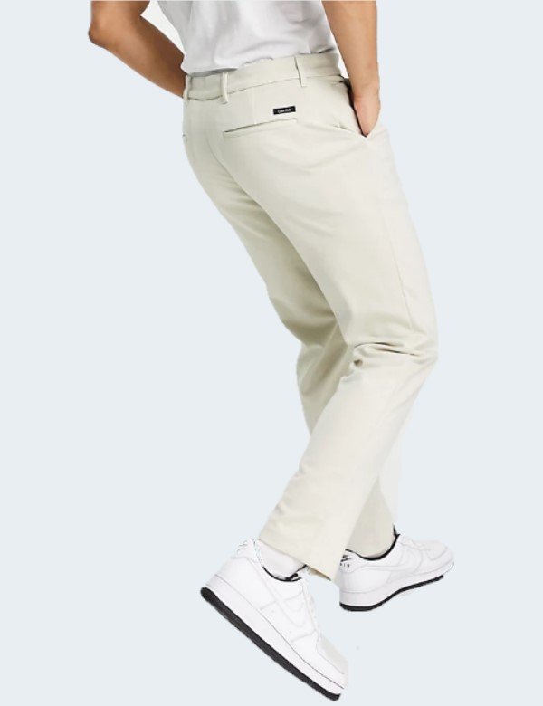 Calvin Klein – Pantalon slim coupe chino Taupe 34X32 2